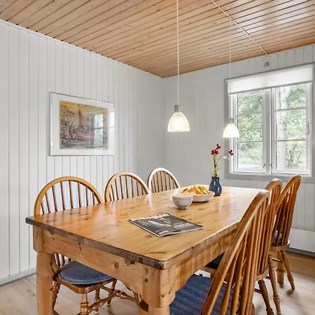 Holiday home Cozy In Aakirkeby With Wifi Vester Somarken